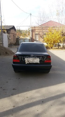 Mercedes C 180 1997, 240,000 km - 1.8 l - Gəncə