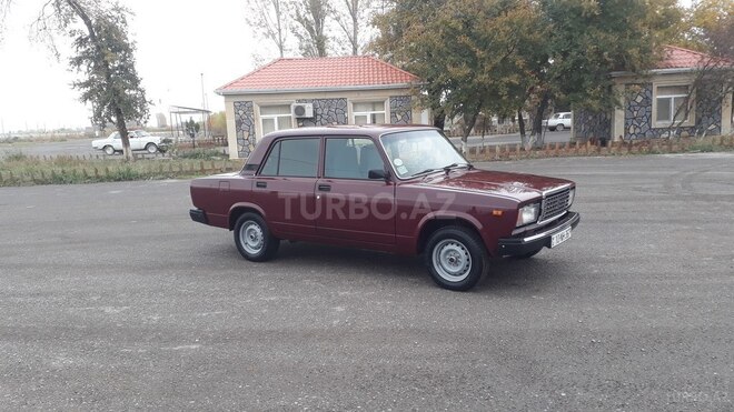 LADA (VAZ) 2107 2005, 288,000 km - 0.1 л - Ucar