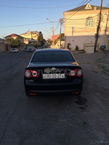 Volkswagen Jetta 2009, 215,000 km - 1.6 л - Bakı