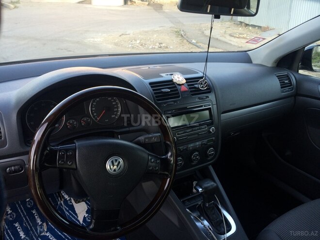 Volkswagen Jetta 2009, 215,000 km - 1.6 л - Bakı