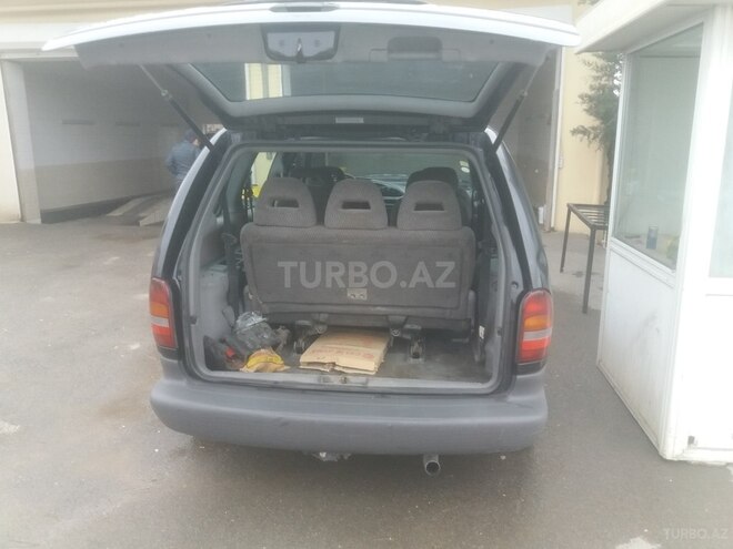 Chrysler  1999, 300,000 km - 2.5 l - Bakı