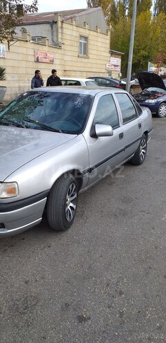 Opel Vectra 1995, 398,000 km - 2.0 l - Bakı