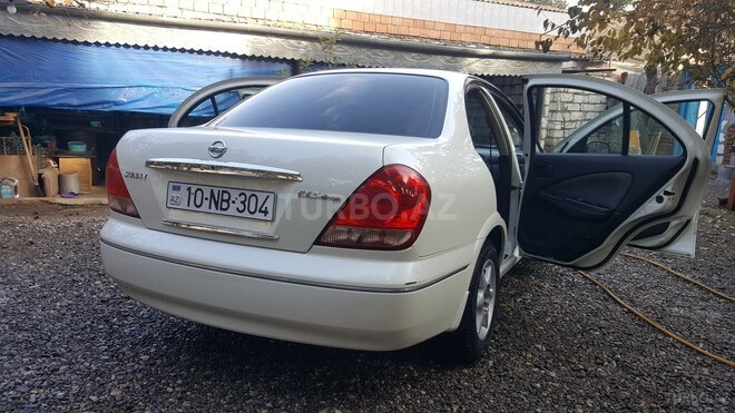 Nissan Sunny 2004, 322,417 km - 1.6 л - Qazax