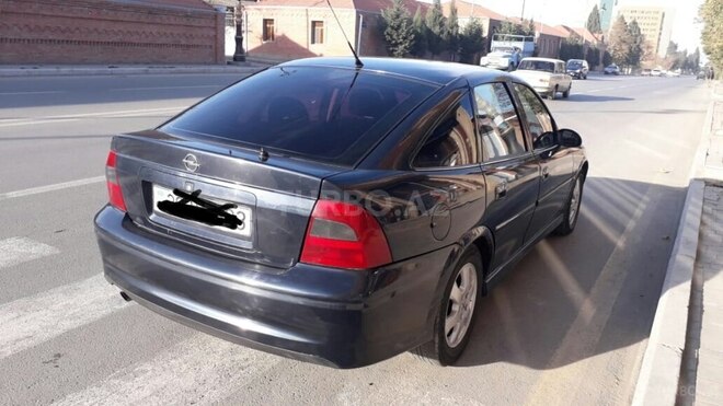 Opel Vectra 2001, 117,000 km - 1.8 л - Gəncə