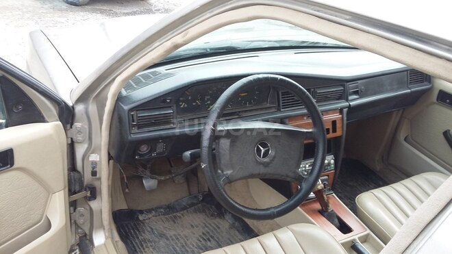 Mercedes 190 1990, 453,213 km - 1.8 l - Biləsuvar