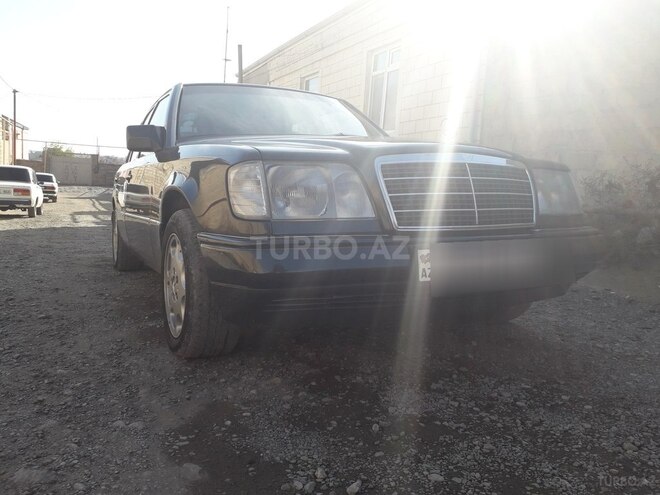 Mercedes E 200 1994, 245,000 km - 2.0 л - Bakı