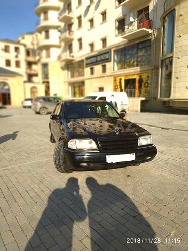 Mercedes C 200 1995, 280,000 km - 2.0 l - Bakı