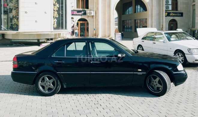 Mercedes C 200 1995, 280,000 km - 2.0 l - Bakı