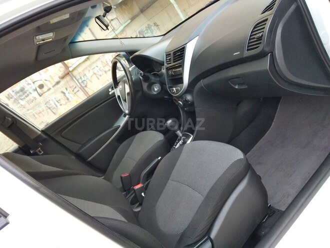 Hyundai Accent 2013, 88,000 km - 1.4 l - Bakı