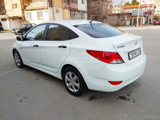 Hyundai Accent 2013, 88,000 km - 1.4 l - Bakı