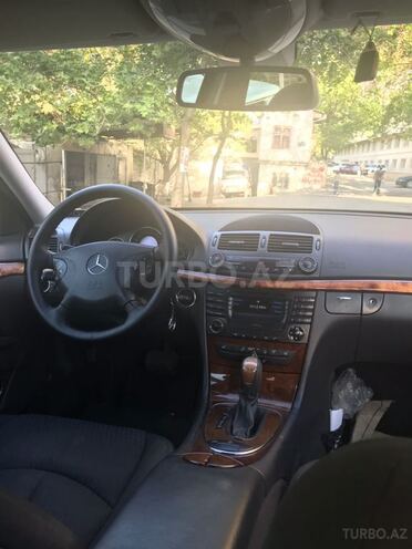Mercedes E 240 2003, 275,000 km - 2.6 l - Bakı