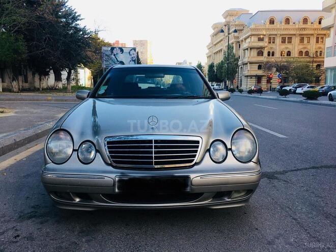 Mercedes E 220 1999, 320,000 km - 2.2 l - Bakı