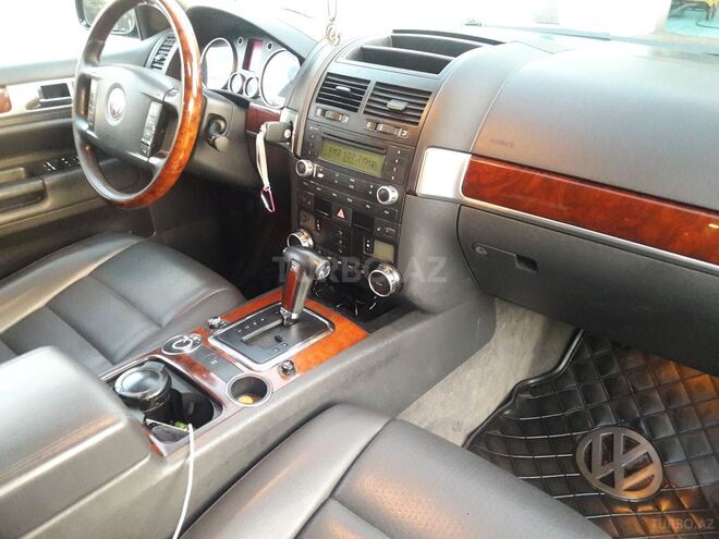 Volkswagen Touareg 2004, 187,000 km - 3.2 l - Bakı