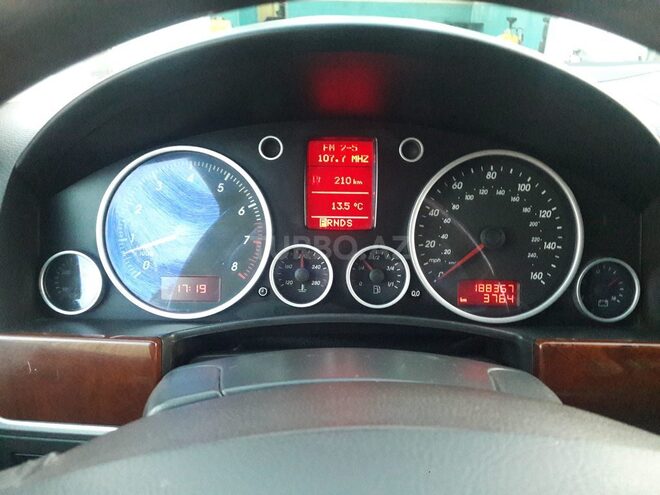 Volkswagen Touareg 2004, 187,000 km - 3.2 l - Bakı