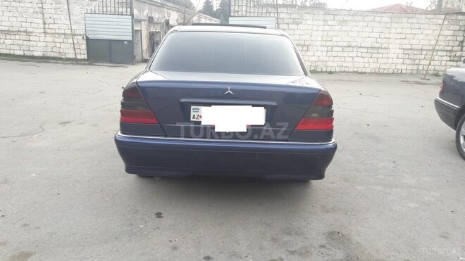 Mercedes C 180 1999, 142,000 km - 1.8 л - Bakı