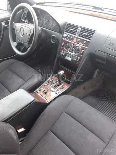 Mercedes C 180 1999, 142,000 km - 1.8 л - Bakı