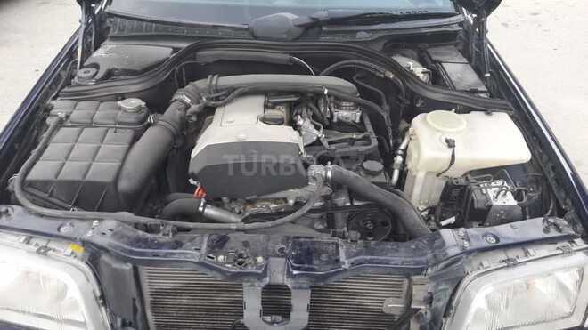 Mercedes C 180 1999, 142,000 km - 1.8 л - Bakı