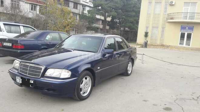Mercedes C 180 1999, 142,000 km - 1.8 л - Bakı