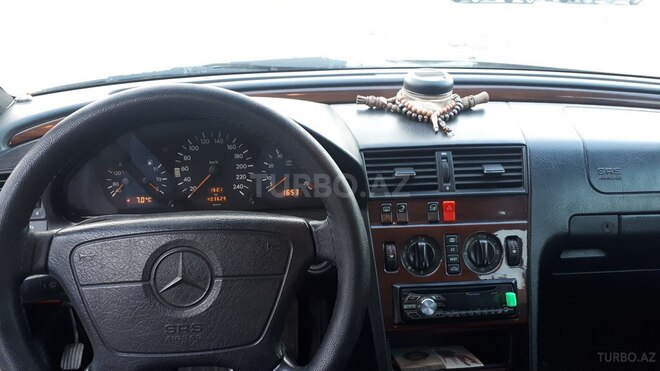 Mercedes C 180 1995, 403,629 km - 1.8 l - Bakı