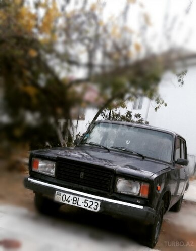 LADA (VAZ) 2107 1984, 300,000 km - 1.5 l - Şirvan