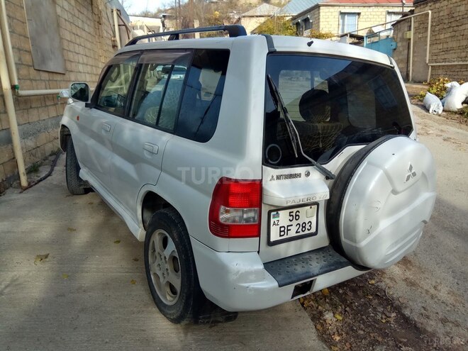 Mitsubishi Pajero io 2001, 240,000 km - 2.0 l - Şamaxı