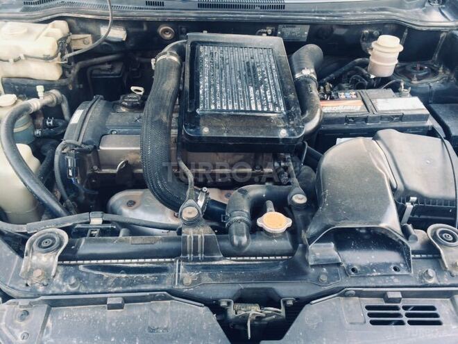 Mitsubishi Airtrek 2002, 158,000 km - 2.0 л - Bakı