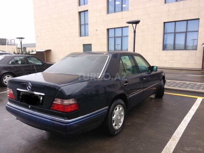 Mercedes E 200 1994, 291,100 km - 2.0 л - Bakı