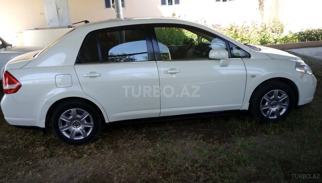 Nissan Tiida 2005, 140,000 km - 1.8 l - Bakı