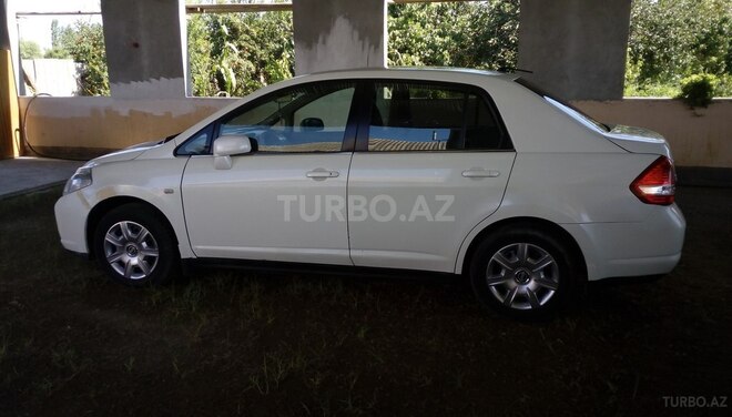 Nissan Tiida 2005, 140,000 km - 1.8 l - Bakı