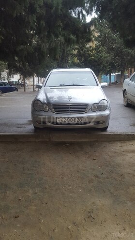 Mercedes C 320 2000, 19,586 km - 3.2 l - Bakı