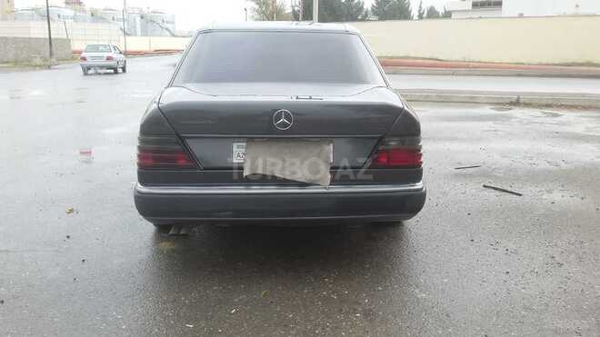 Mercedes E 300 1988, 667,414 km - 3.0 л - Bakı