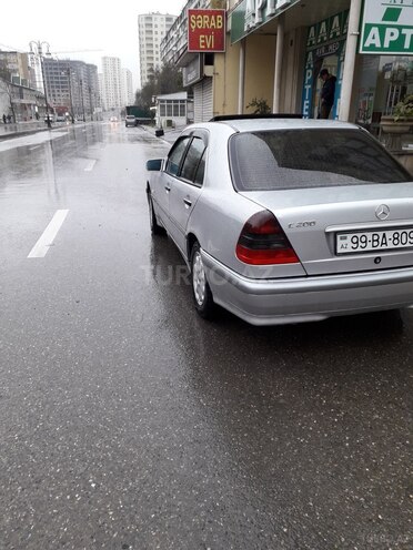 Mercedes C 200 1999, 240,000 km - 2.0 л - Bakı