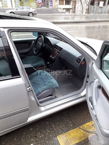 Mercedes C 200 1999, 240,000 km - 2.0 л - Bakı