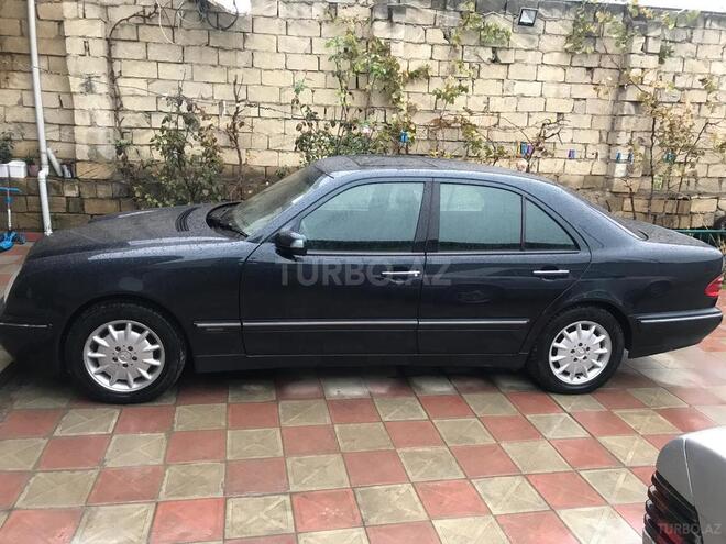 Mercedes E 240 2001, 221,000 km - 2.6 л - Bakı