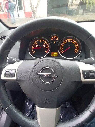 Opel Astra 2007, 280,000 km - 1.9 l - Bakı