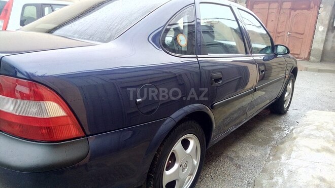 Opel Vectra 1998, 313,000 km - 1.6 l - Bakı