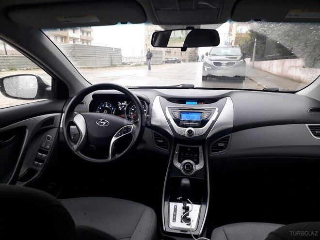 Hyundai Elantra 2011, 81,000 km - 1.8 l - Bakı