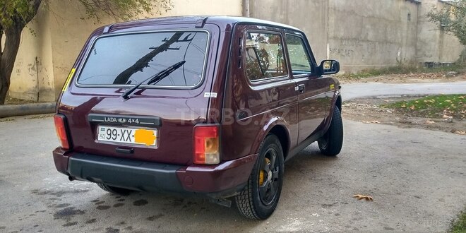 LADA (VAZ) Niva 2011, 102,100 km - 1.7 л - Şirvan