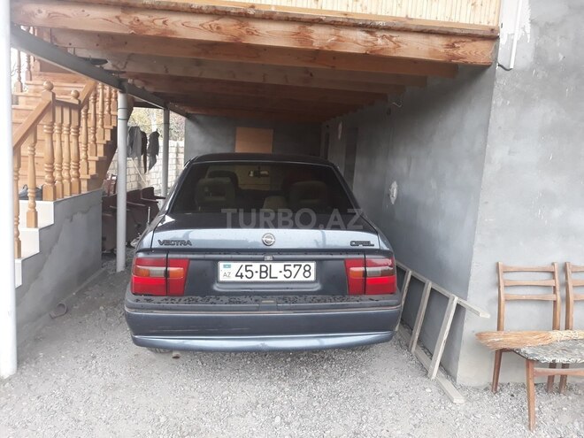 Opel Vectra 1995, 244,000 km - 1.8 l - Mingəçevir