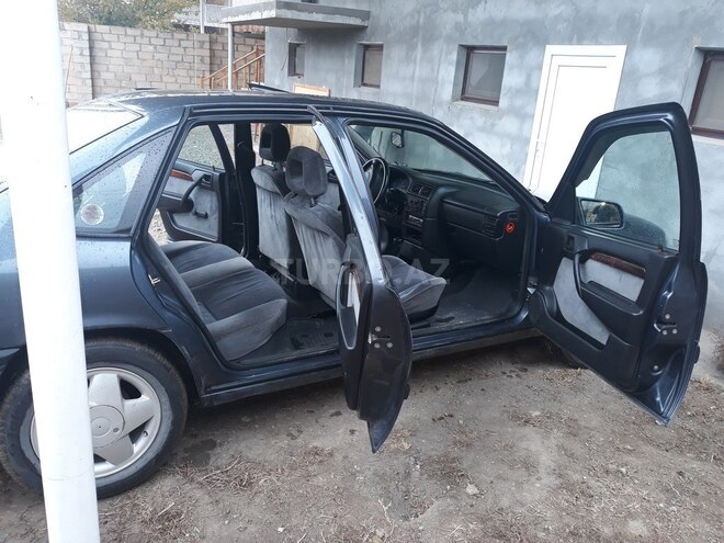 Opel Vectra 1995, 244,000 km - 1.8 l - Mingəçevir