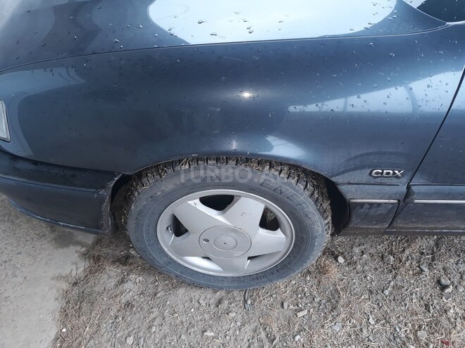 Opel Vectra 1995, 244,000 km - 1.8 l - Mingəçevir