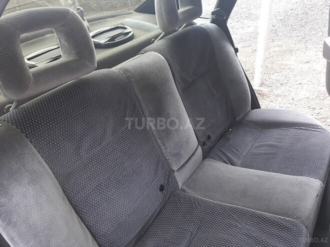 Opel Vectra 1995, 244,000 km - 1.8 l - Mingəçevir
