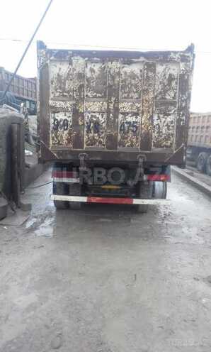 HOWO Sinotruk 2012, 300,000 km - 9.5 l - Bakı