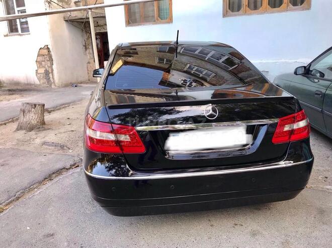 Mercedes E 200 2010, 212,000 km - 2.0 l - Sumqayıt