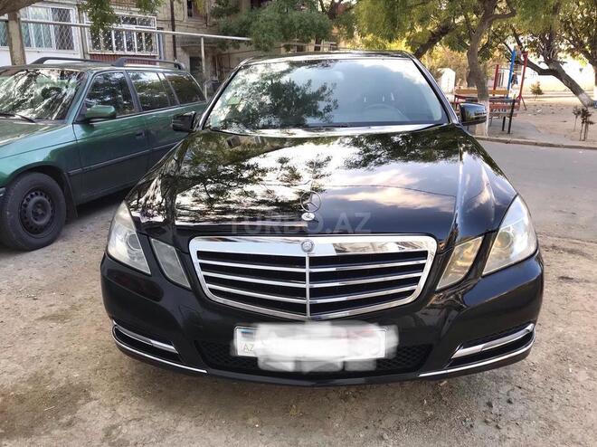 Mercedes E 200 2010, 212,000 km - 2.0 l - Sumqayıt