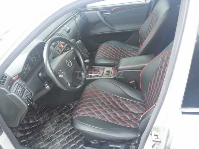 Mercedes E 220 1999, 241,000 km - 2.2 л - Bakı