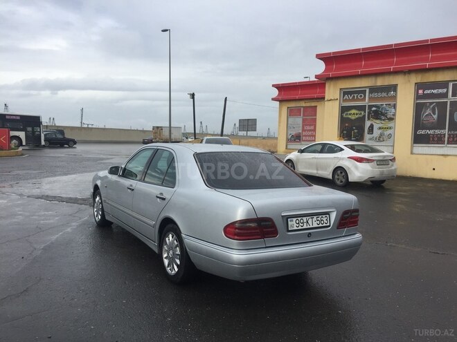 Mercedes E 230 1997, 286,000 km - 2.3 l - Bakı