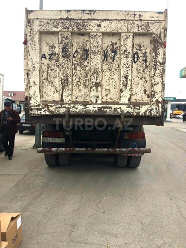 Shacman F3000 2012, 557,000 km - 9.5 l - Sabirabad