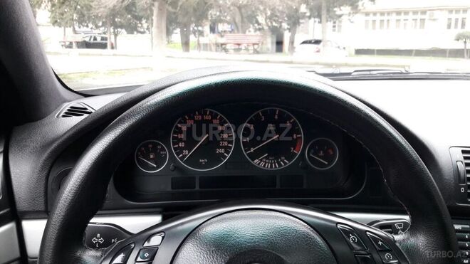 BMW 525 2003, 230,000 km - 2.5 л - Bakı