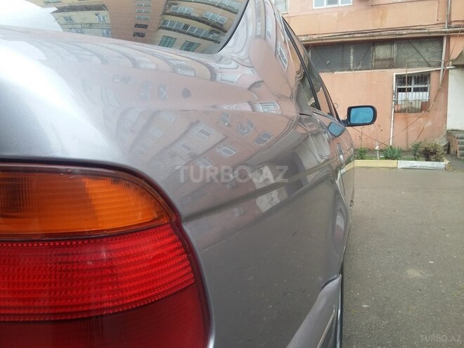 BMW 528 1996, 350,000 km - 2.8 l - Bakı